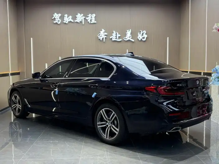 BMW 5 Series 2023 Model 530Li Leading Model Luxury Set – фото 4