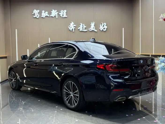 BMW 5 Series 2022 Model 530Li Leading Model M Sports Set – фото 4