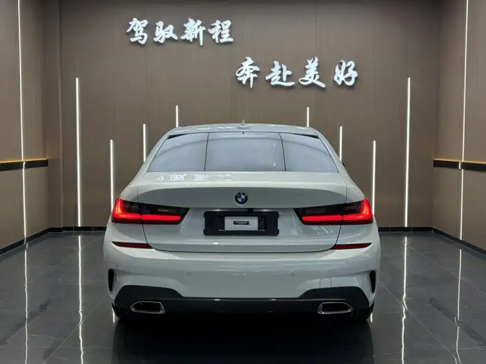 BMW 3 Series 2022 Model 325i M Sports Set – фото 5