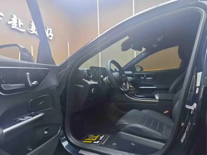 Mercedes-Benz C-Class 2023 Model C 200 L Sports Edition – фото 8