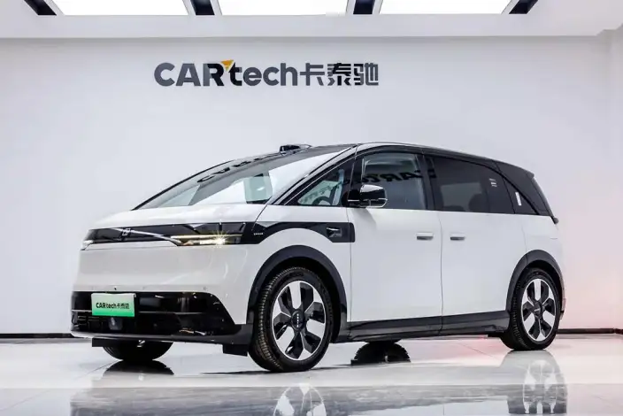 ZEEKR MIX 2025 Model 76kWh Smart Driving Edition – фото 1