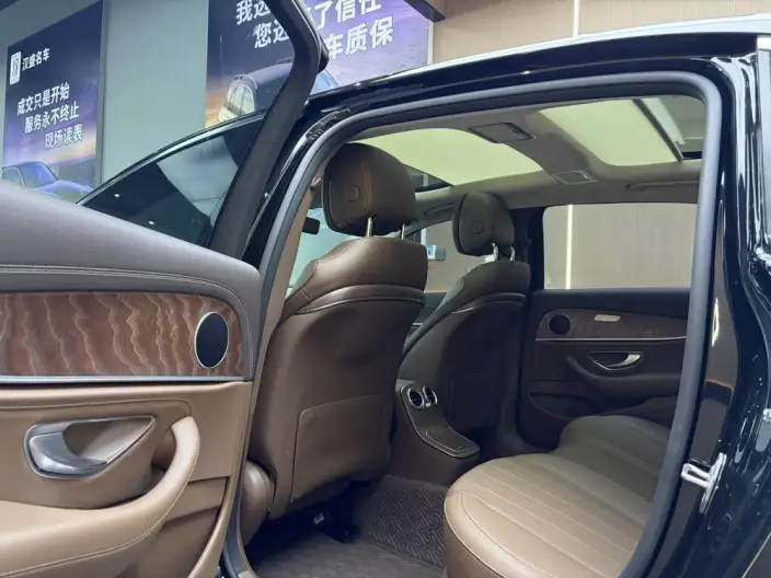 Mercedes-Benz E-Class 2023 Model E 300 L Fashion Model sedan – фото 9