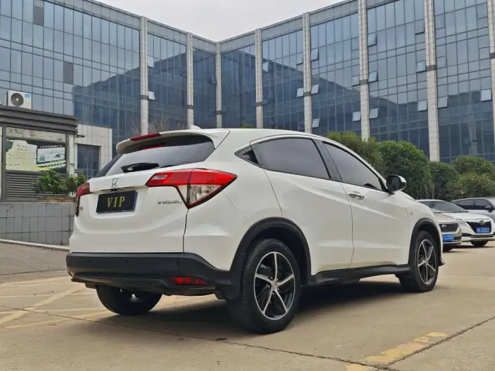 Honda Vezel 2020 Model 1.5L CVT Pioneer Edition – фото 6