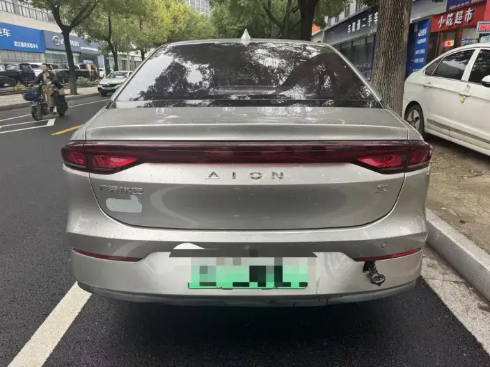 AION S 2023 Model Mei 580 – фото 5