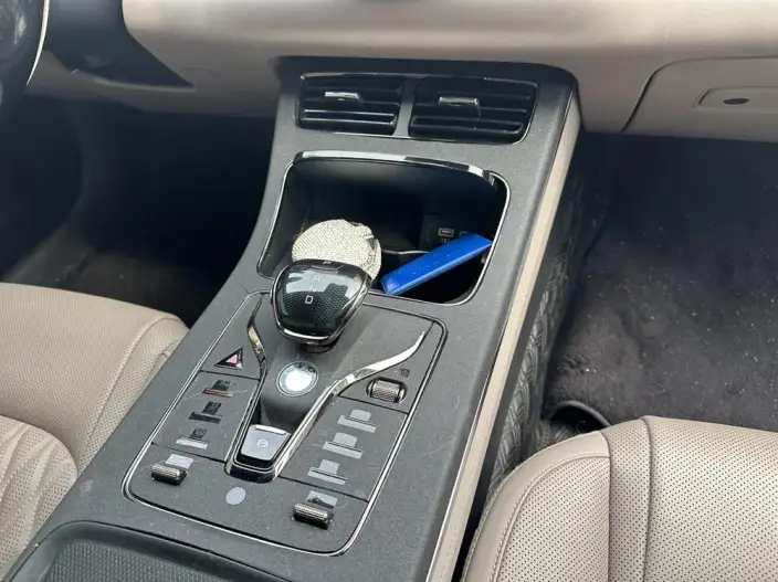 BYD Han EV 2024 Model Honor Edition 605KM Noble Model – фото 7