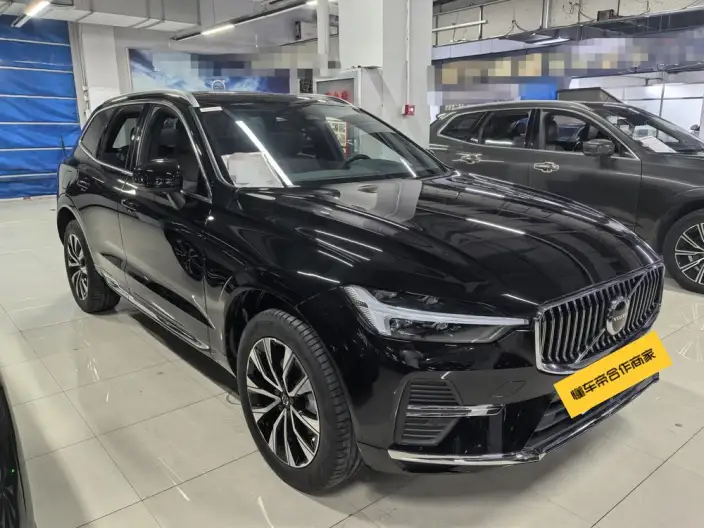 Volvo XC60 2025 Model B5 4WD Smart Range Deluxe Edition