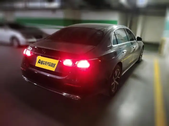 Mercedes-Benz E-Class 2024 Model E 300 L Fashion Model sedan – фото 2