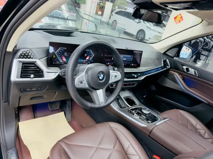 BMW X5 2023 Model xDrive30Li Exclusive Model M Sports Night Set – фото 10