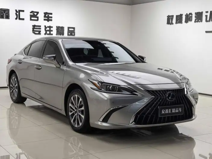 Lexus ES 2022 Model 300h Superior Edition – фото 3