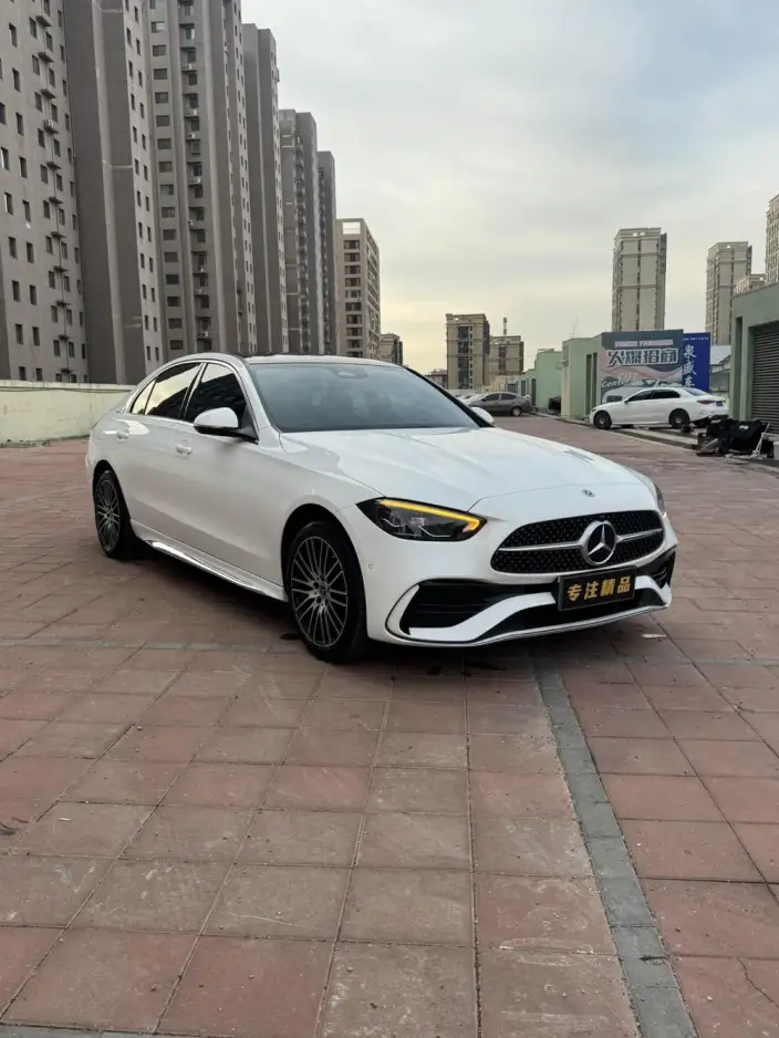 Mercedes-Benz C-Class 2022 Model C 260 L Sports Edition – фото 3