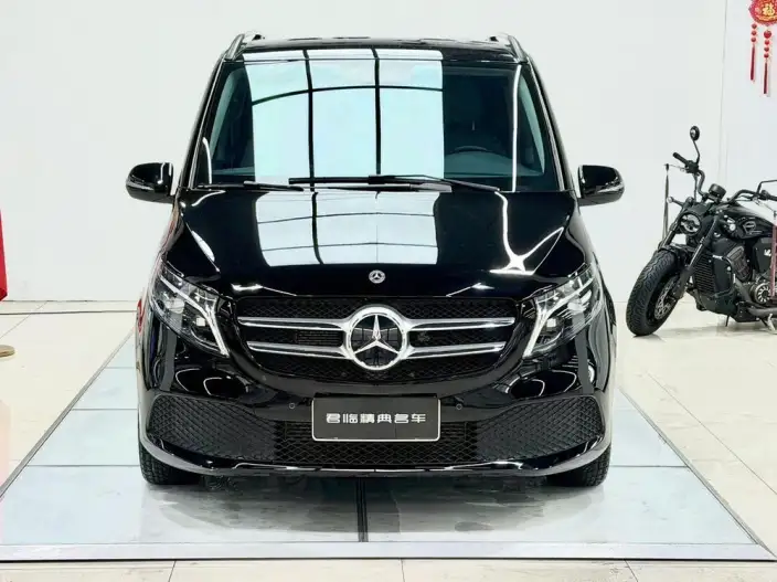 Mercedes-Benz V-Class 2022 Model V 260 Premium Edition – фото 2