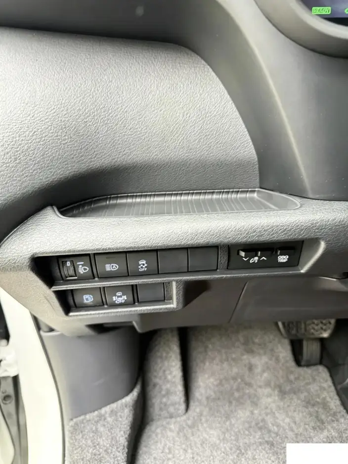 Toyota Sienna 2021 Model 2.5L Hybrid Supreme Edition – фото 8