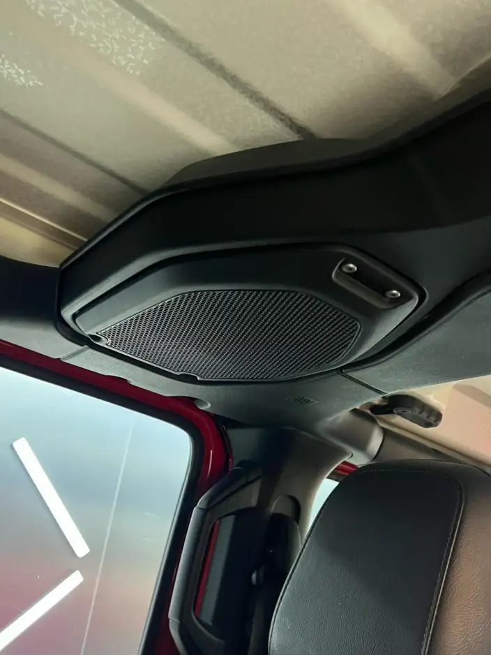 Gladiator 2022 Model 3.6L First Edition – фото 7