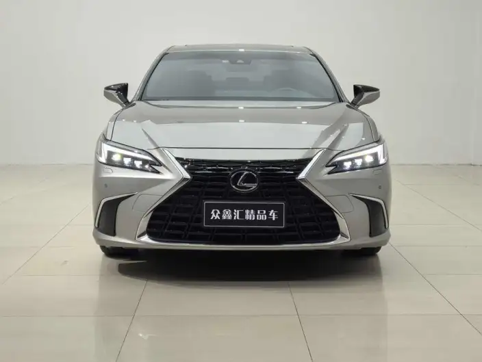 Lexus ES 2025 Model 200 Premium
