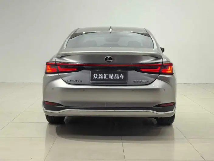 Lexus ES 2025 Model 200 Premium – фото 5
