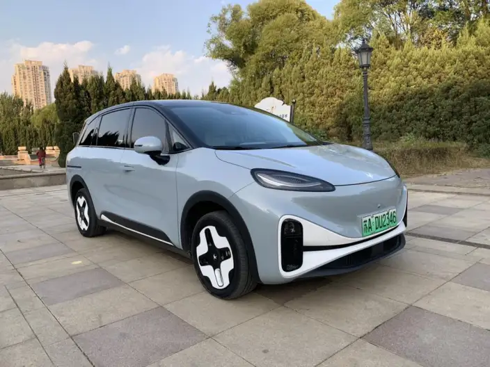 Arcfox Kaola 2023 Model Family Edition Pro