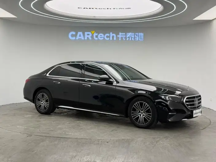 Mercedes-Benz E-Class 2024 Model E 260 L 4MATIC sedan – фото 3