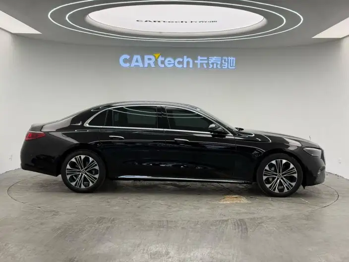 Mercedes-Benz E-Class 2025 Model E 300 L Luxury Model sedan – фото 8