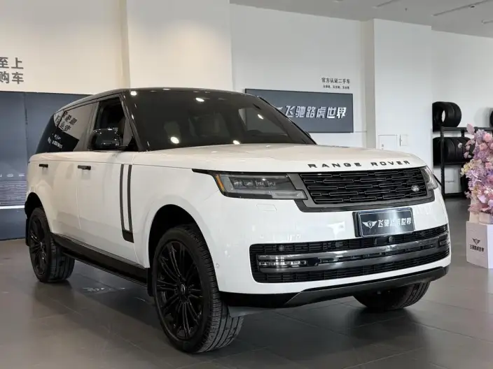 Range Rover 2024 Model 3.0T Automatic 4WD 7 seat Parallel Imported – фото 3