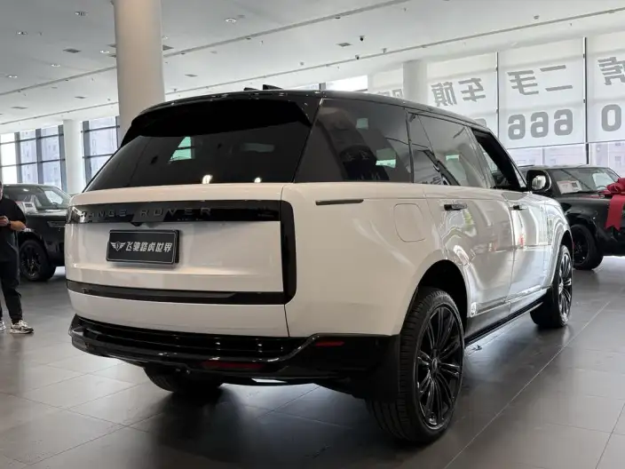 Range Rover 2024 Model 3.0T Automatic 4WD 7 seat Parallel Imported – фото 6