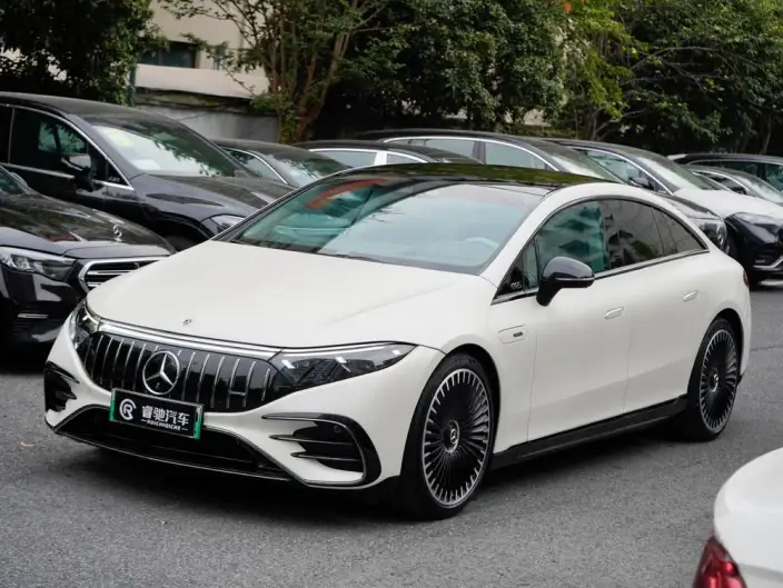Mercedes-Benz EQS AMG 2023 Model AMG EQS 53 4MATIC+ – фото 1
