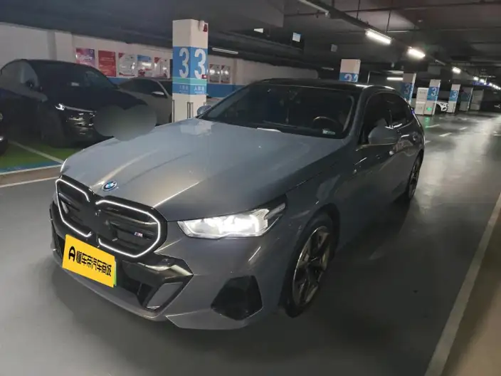 BMW i5 2024 Model eDrive35L Exclusive Model M Sports Set – фото 1