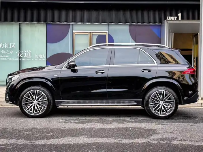 Mercedes-Benz GLE AMG 2024 Model AMG GLE 53 4MATIC+ – фото 3