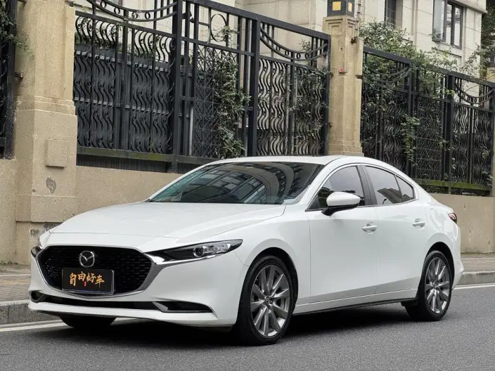 Mazda3 Axela 2022 Model 2.0L Automatic Zhi Ya Edition