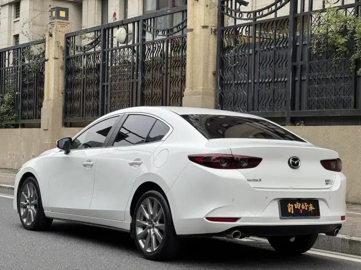 Mazda3 Axela 2022 Model 2.0L Automatic Zhi Ya Edition