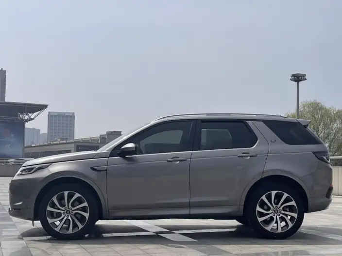 Land Rover Discovery Sport 2021 Model 249PS R-Dynamic S Performance version 5 seat – фото 4