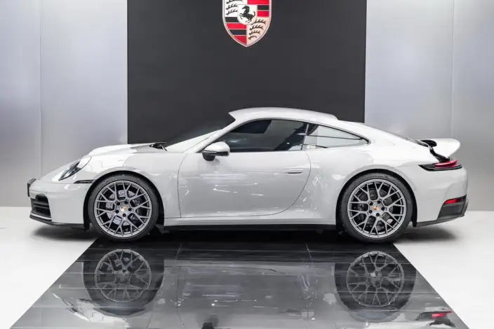 PORSCHE 911 2025 Model Carrera 3.0T – фото 4