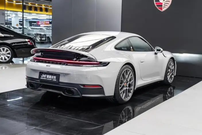 PORSCHE 911 2025 Model Carrera 3.0T – фото 7