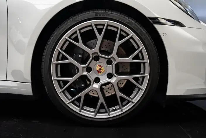 PORSCHE 911 2025 Model Carrera 3.0T – фото 10