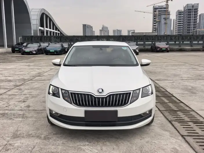 Skoda Octavia 2022 Model 1.5L Automatic Comfort Edition