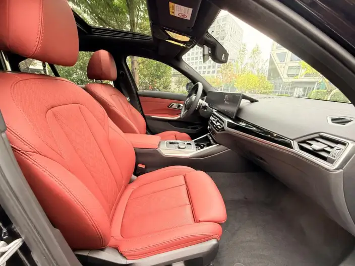 BMW 3 Series 2023 Model 325i M Sports Night Set – фото 9