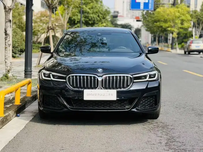 BMW 5 Series 2022 Model Facelift II 525Li M Sports Set – фото 2