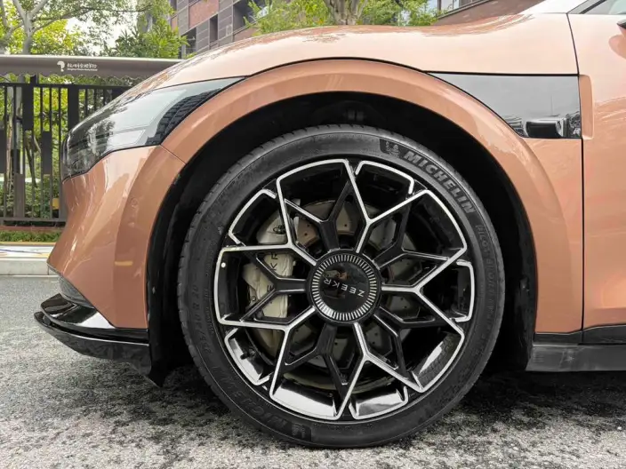 ZEEKR 007 2024 Model 4WD Smart Driving Edition 100kWh – фото 7