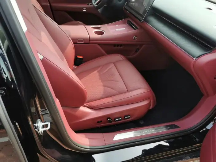 Voyah Pursuit L 2026 Model 4WD Ultra – фото 7