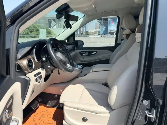 Mercedes-Benz V-Class 2022 Model V 260 L Long wheelbase Premium Edition – фото 10