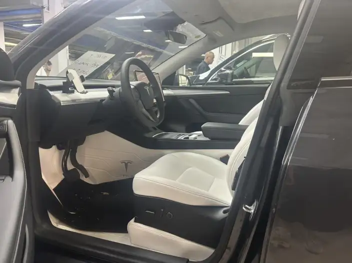 Model Y 2024 Model Rear-wheel drive version – фото 8