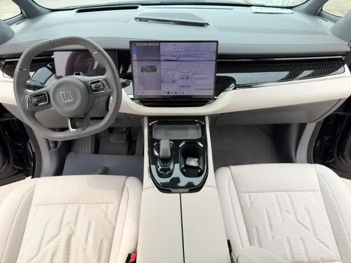 ZEEKR 009 2024 Model VI seat Executive Edition 4WD 108kWh – фото 7
