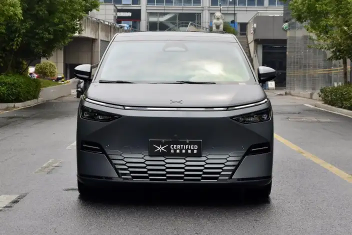 XPeng X9 2025 Model EV 740 Ultra-long Endurance Max – фото 2
