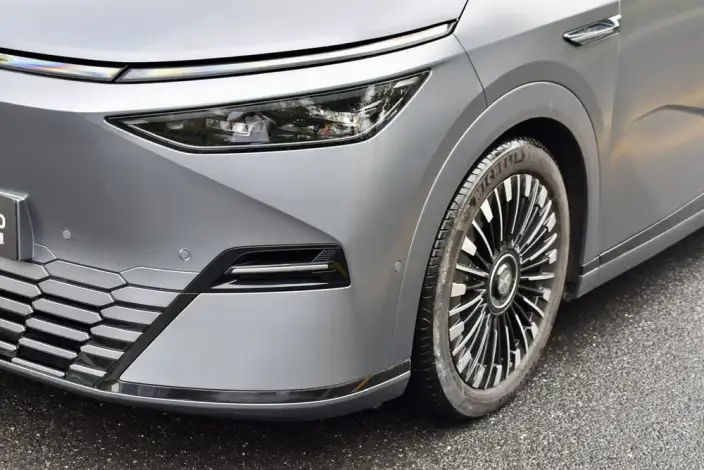 XPeng X9 2025 Model EV 740 Ultra-long Endurance Max – фото 6