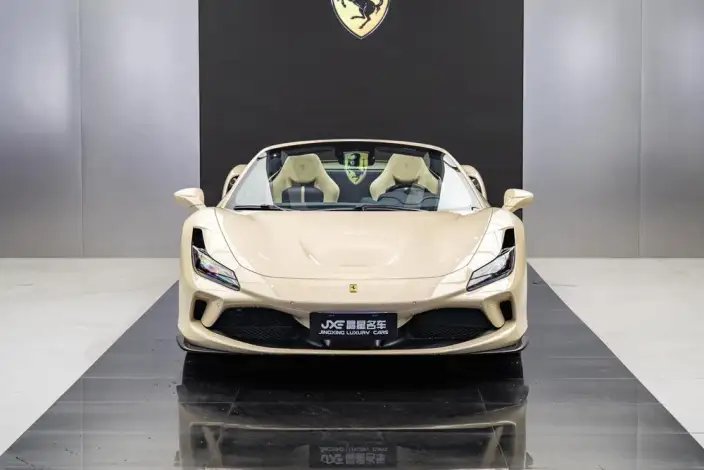 Ferrari F8 2020 Model Spider 3.9T V8