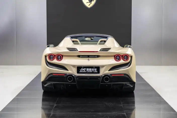 Ferrari F8 2020 Model Spider 3.9T V8 – фото 6