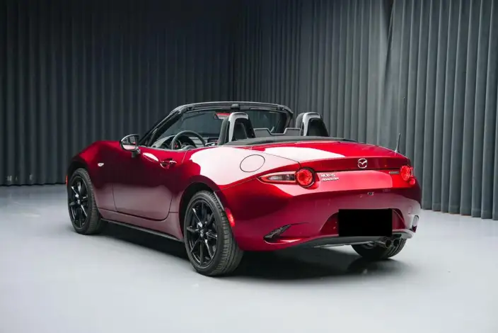 Mazda MX-5 2023 Model 2.0L Manual Rear Drive 2 seat Parallel Imported – фото 5