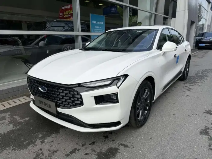 Ford Mondeo 2025 Model EcoBoost 180 Luxury Model