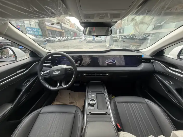 Ford Mondeo 2025 Model EcoBoost 180 Luxury Model – фото 7