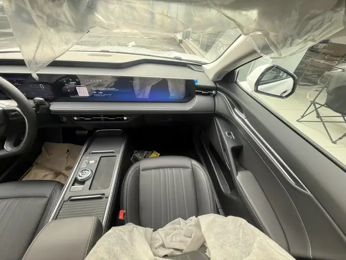 Ford Mondeo 2025 Model EcoBoost 180 Luxury Model – фото 9
