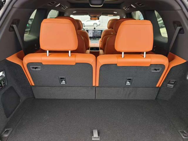 AITO M9 2024 Extended-Range Ultra 6-Seater – фото 27